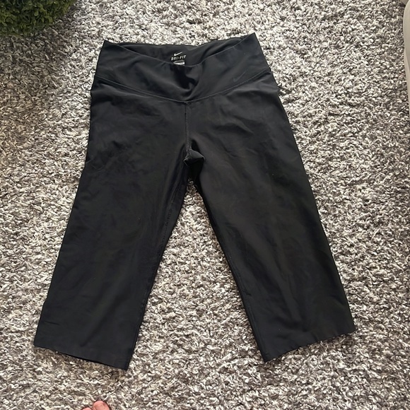 Nike - Picture 5 of 5